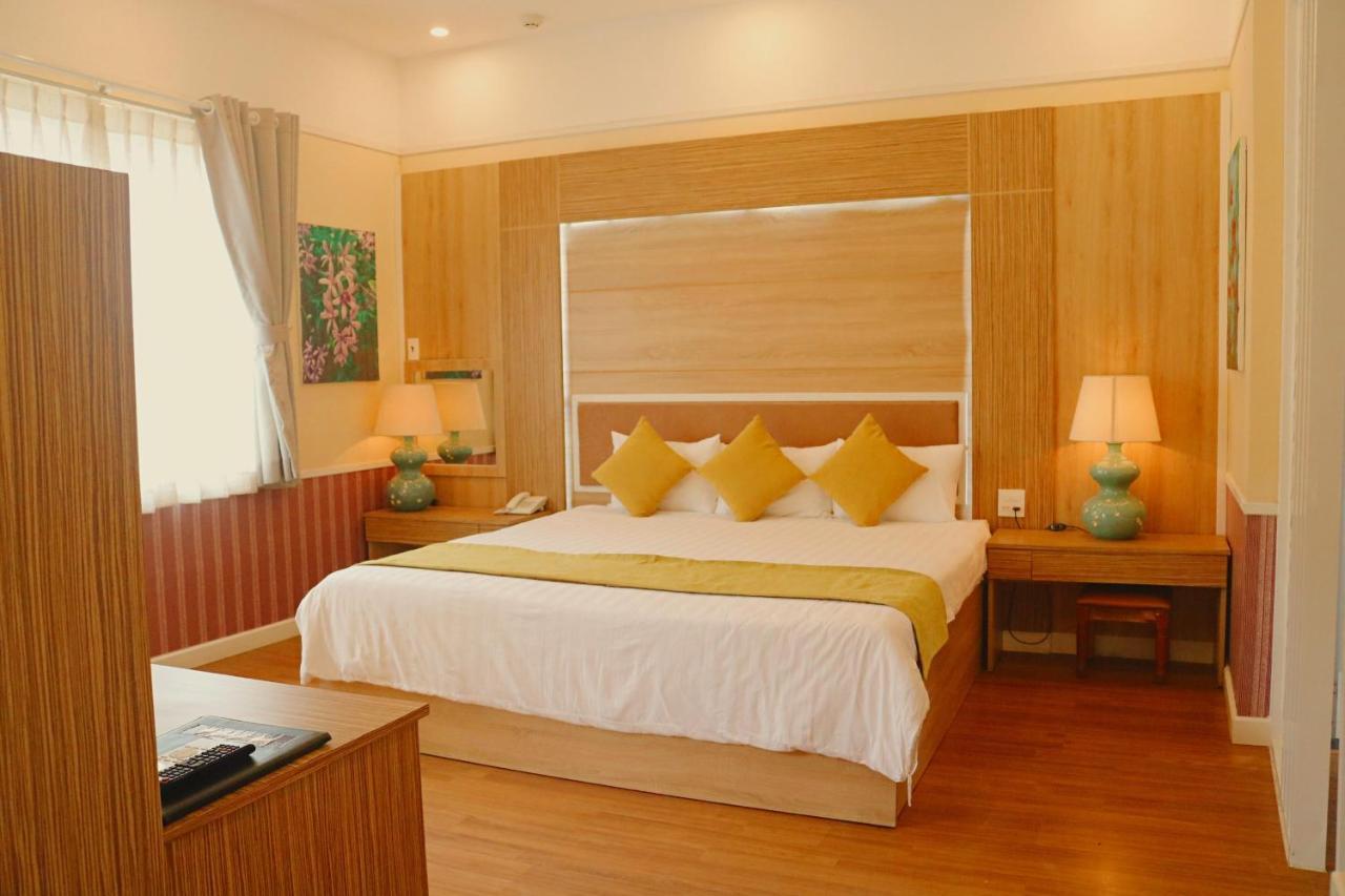 Sao Vang Hotel Баолок Экстерьер фото