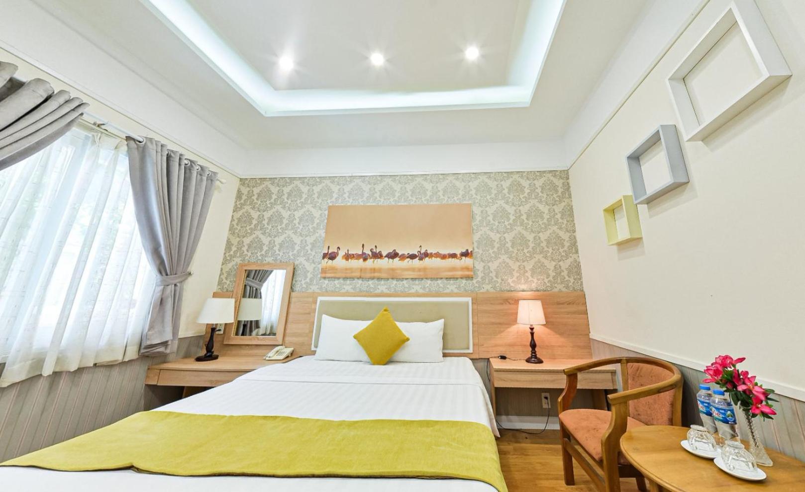 Sao Vang Hotel Баолок Экстерьер фото