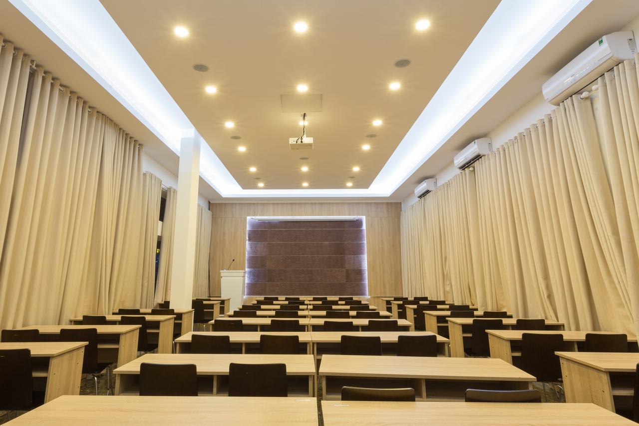 Sao Vang Hotel Баолок Экстерьер фото